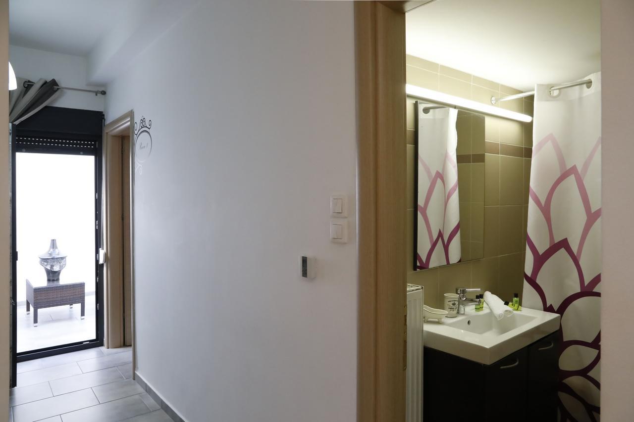 Gazi Boutique Apartment 2 Athènes Extérieur photo